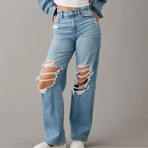 AE Stretch Curvy Jean